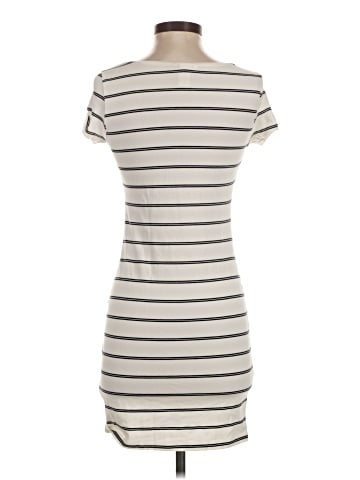 H&M Casual Dress (view 2)