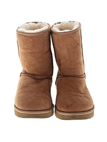 Ugg Boots (view 2)