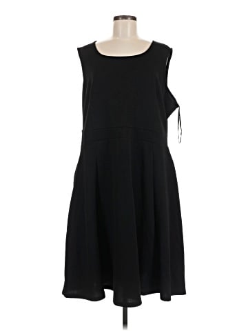 Molly & Isadora Casual Dress (view 1)