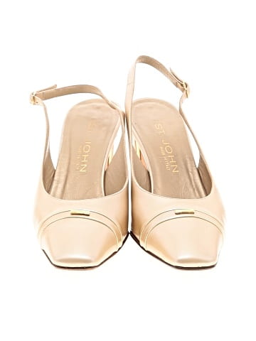 St. John Heels (view 2)