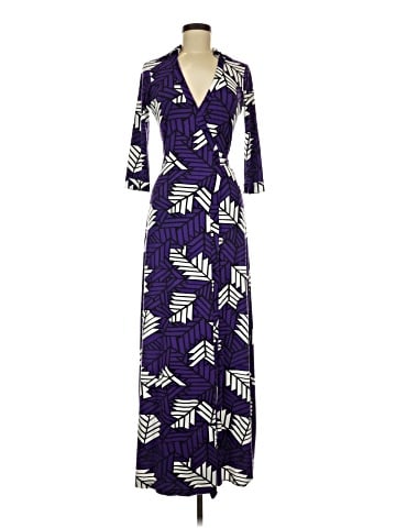 Diane von Furstenberg Casual Dress (view 1)