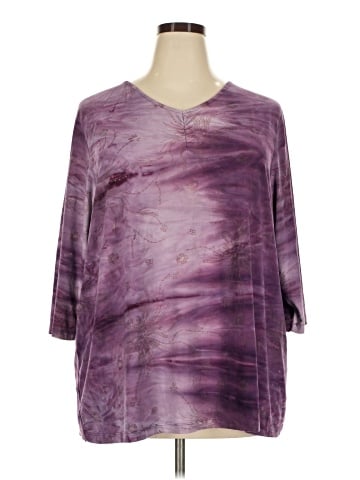 Liz & Me 3/4 Sleeve Top (view 1)