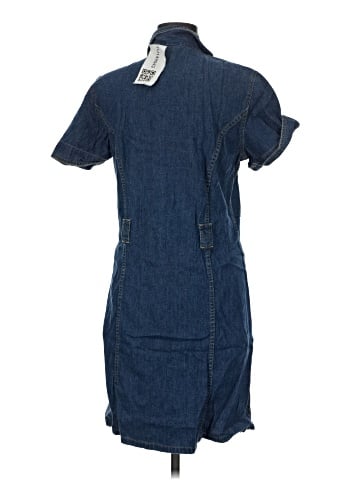 Lizwear by Liz Claiborne Casual Dress (view 2)