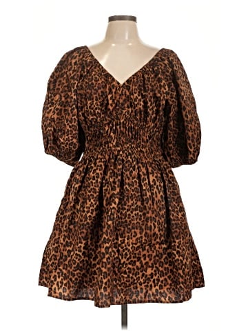 Old Navy Casual Dress (view 1)