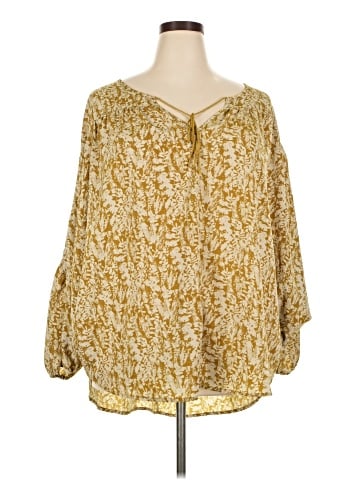 Hayden 3/4 Sleeve Blouse (view 1)