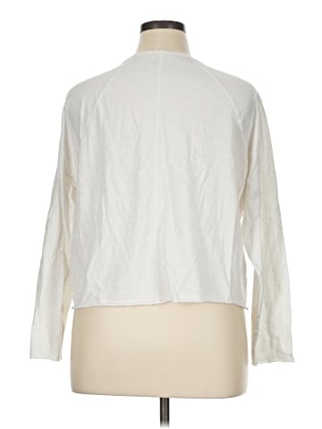 Universal Thread 3/4 Sleeve T-Shirt (view 2)