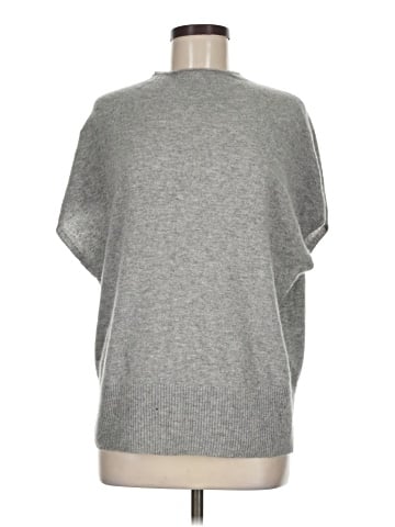 Vince. Poncho (view 1)