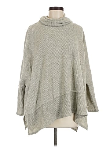 Cherish Poncho (view 1)