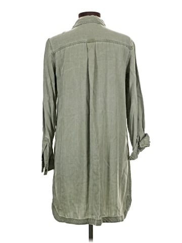 Old Navy Casual Dress (view 2)