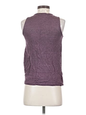 Jennifer Lopez Sleeveless Blouse (view 2)