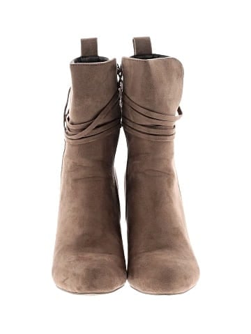 Journee Collection Ankle Boots (view 2)