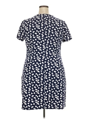 Old Navy Casual Dress (view 2)
