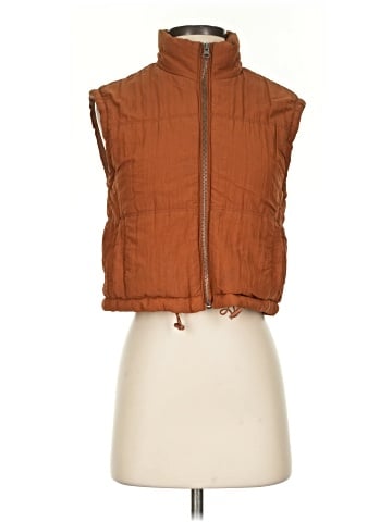 Thread & Supply Vest (view 1)