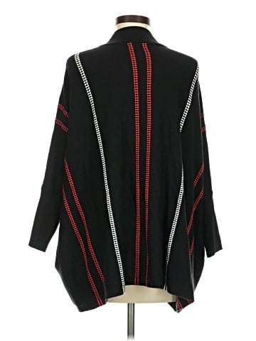 Patrizia Luca Poncho (view 2)
