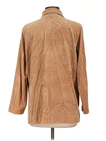 Lizwear by Liz Claiborne Long Sleeve Button-Down Shirt (view 2)