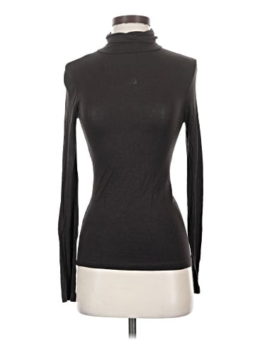 Zenana Outfitters Long Sleeve Top (view 1)