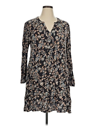 Knox Rose Casual Dress (view 1)
