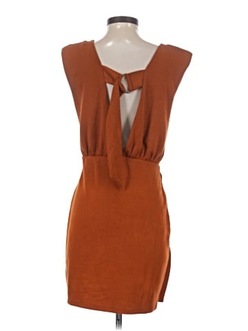 Urban Outfitters Casual Dress (view 2)
