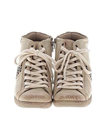 otBt Sneakers (view 2)