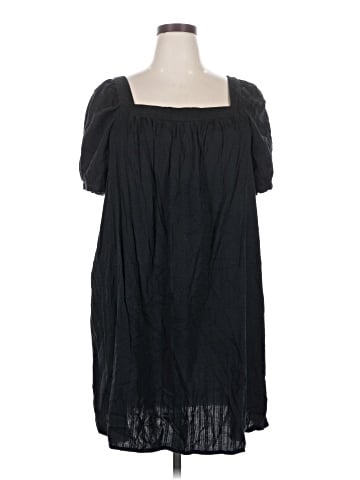 Old Navy Casual Dress (view 1)