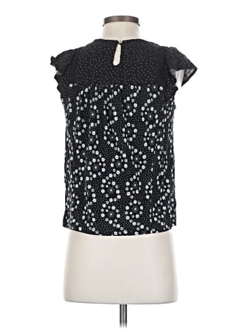 Rewind Sleeveless Blouse (view 2)
