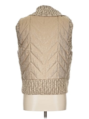 St. John Sport Vest (view 2)