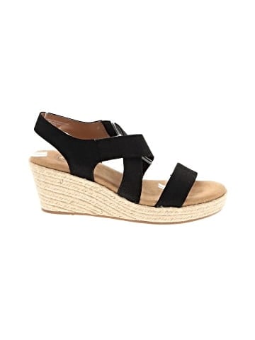 White Mountain Wedges (view 1)