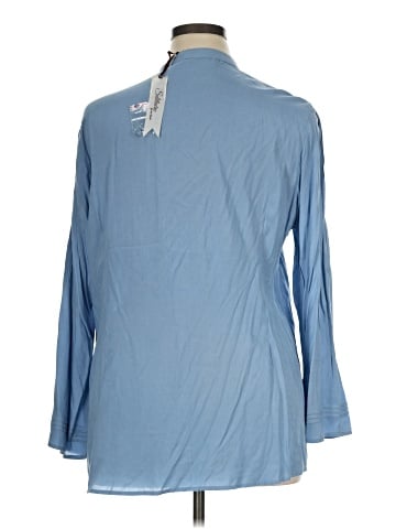 Solitaire 3/4 Sleeve Blouse (view 2)