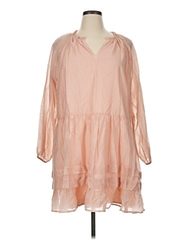 Old Navy Casual Dress (view 1)