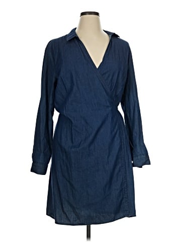 Old Navy Casual Dress (view 1)