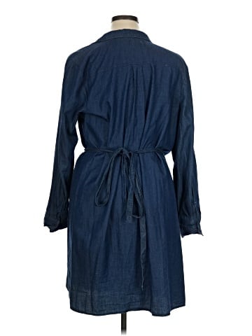 Old Navy Casual Dress (view 2)