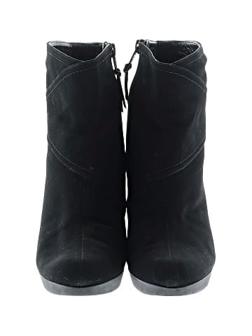 Stuart Weitzman Ankle Boots (view 2)