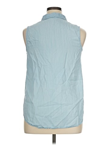 Time and Tru Sleeveless Button-Down Shirt (view 2)