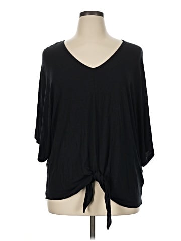 Venus 3/4 Sleeve Top (view 1)