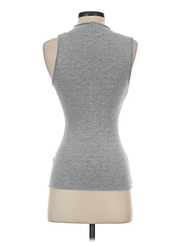 Velvet Sleeveless T-Shirt (view 2)