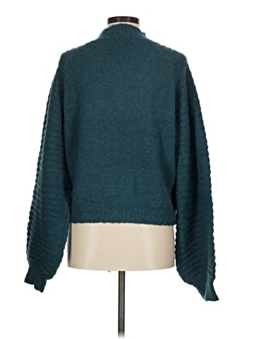 Vestique Pullover Sweater (view 2)