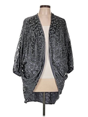 Feathers Kimono (view 1)