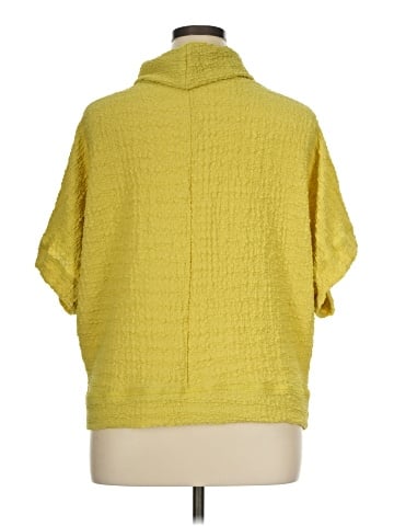 Inoah Short Sleeve Turtleneck (view 2)
