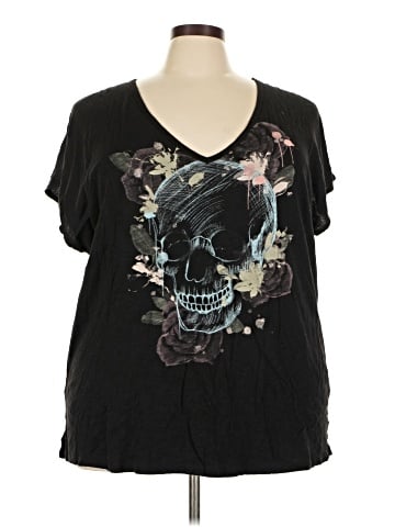 Torrid Short Sleeve T-Shirt (view 1)