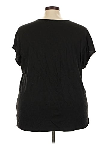 Torrid Short Sleeve T-Shirt (view 2)
