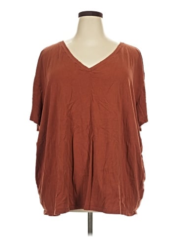 Torrid 3/4 Sleeve T-Shirt (view 1)