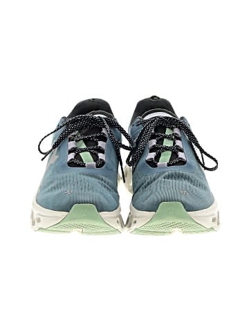 On Cloud Sneakers (view 2)