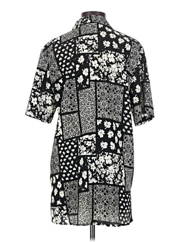 Christie & Jill Short Sleeve Blouse (view 2)