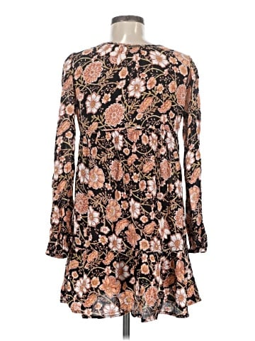 Billabong Casual Dress (view 2)