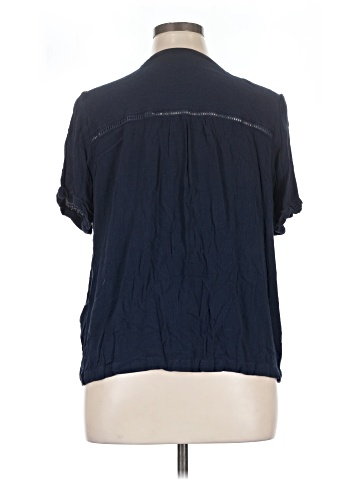 Market and Spruce Short Sleeve Blouse (view 2)