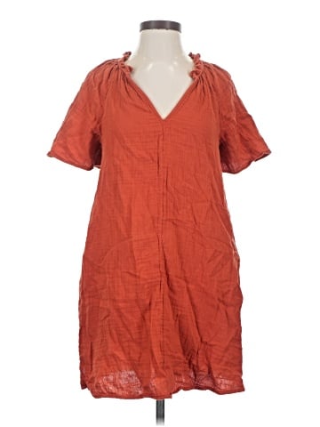 Old Navy Casual Dress (view 1)