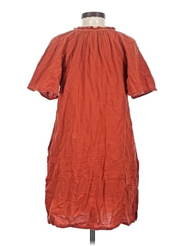 Old Navy Casual Dress (view 2)