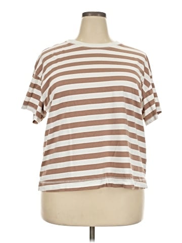 Old Navy Short Sleeve T-Shirt (view 1)