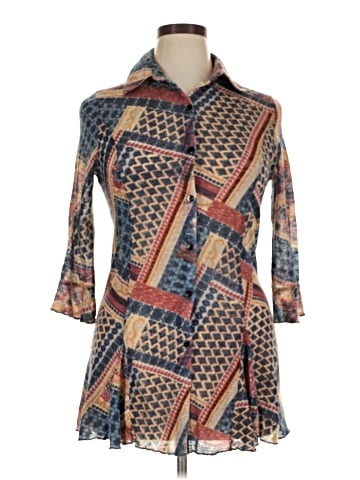Mechant 3/4 Sleeve Button-Down Shirt (view 1)