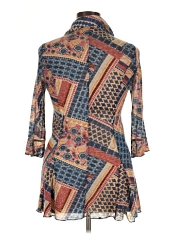Mechant 3/4 Sleeve Button-Down Shirt (view 2)